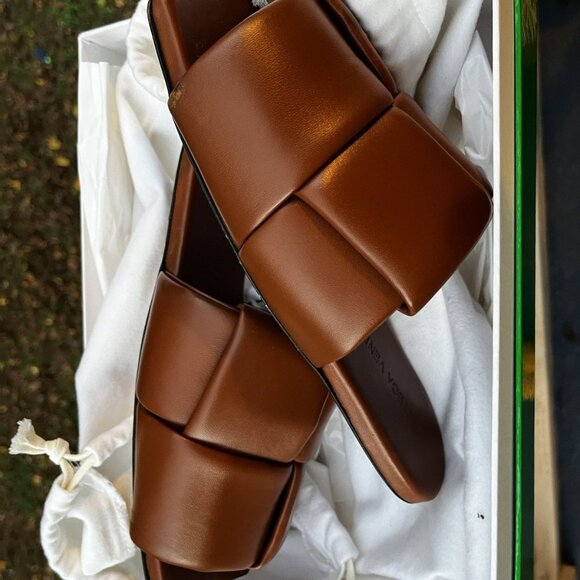 Bottega Veneta Mules in Brown - Picture 3 of 6